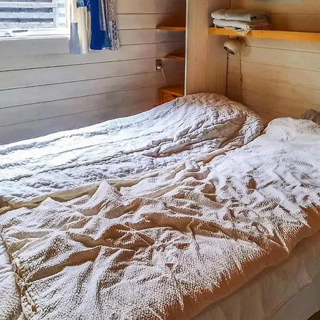 3 Bedroom Beautiful In Dom wakacyjny Anholt