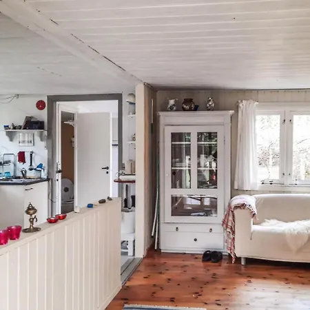 3 Bedroom Beautiful In Dom wakacyjny *